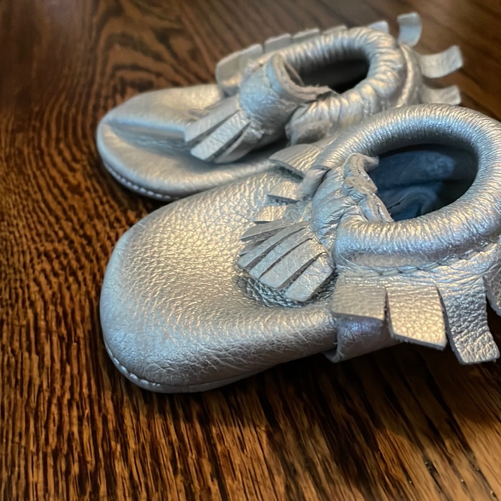 Freshly Picked silver metallic baby moccasins size 1
